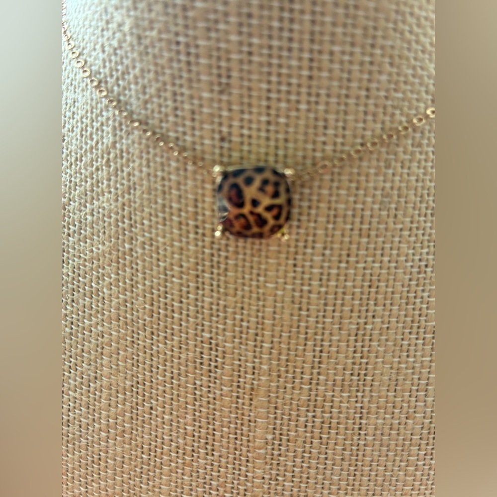 Gold Chain Necklace with Leopard Print Pendant - Picture 2 of 4